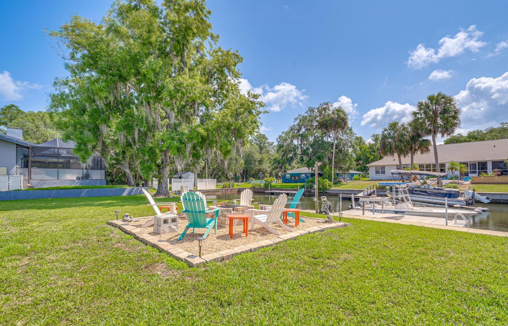 Crystal River Getaway With Dock, Kayaks And Bicycles! Dış mekan fotoğraf